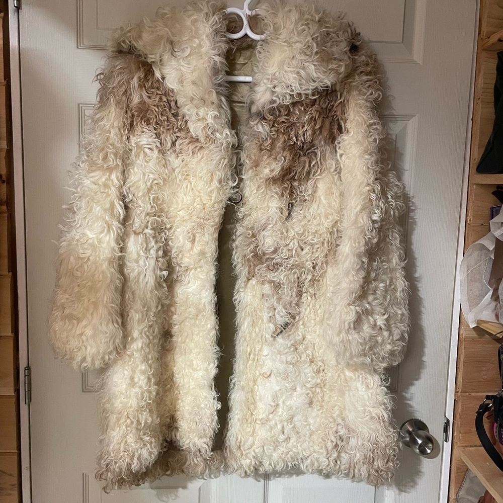 Tibetan sheepskin coat